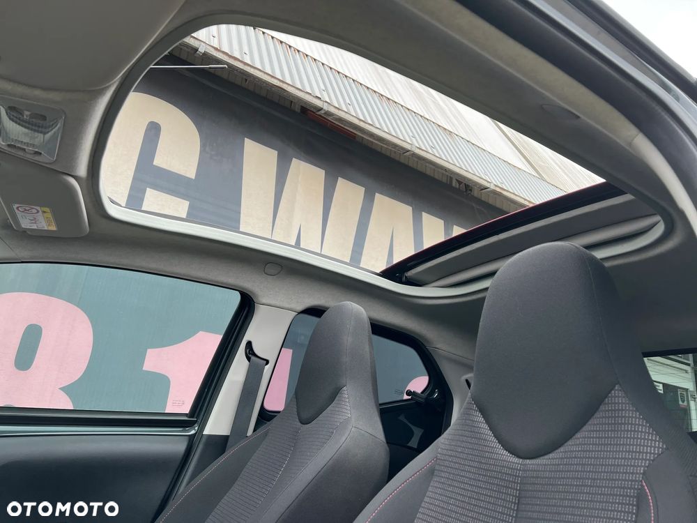 Toyota Aygo x-sky - 18