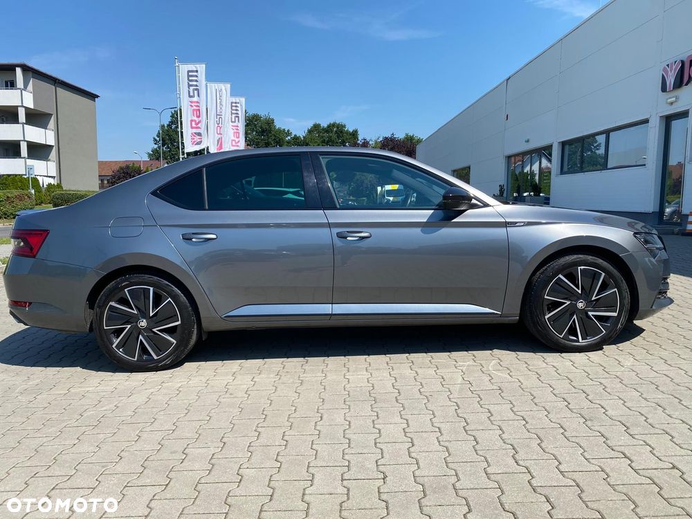 Skoda Superb 2.0 TSI 4x4 Sportline DSG - 9