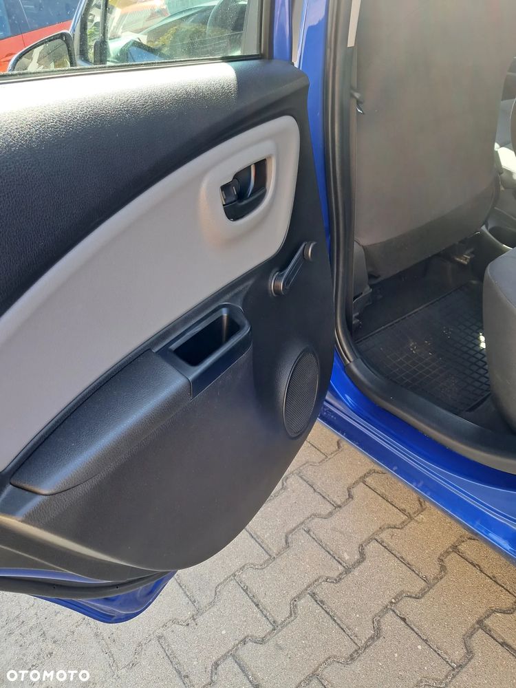 Toyota Yaris 1.0 Active - 10
