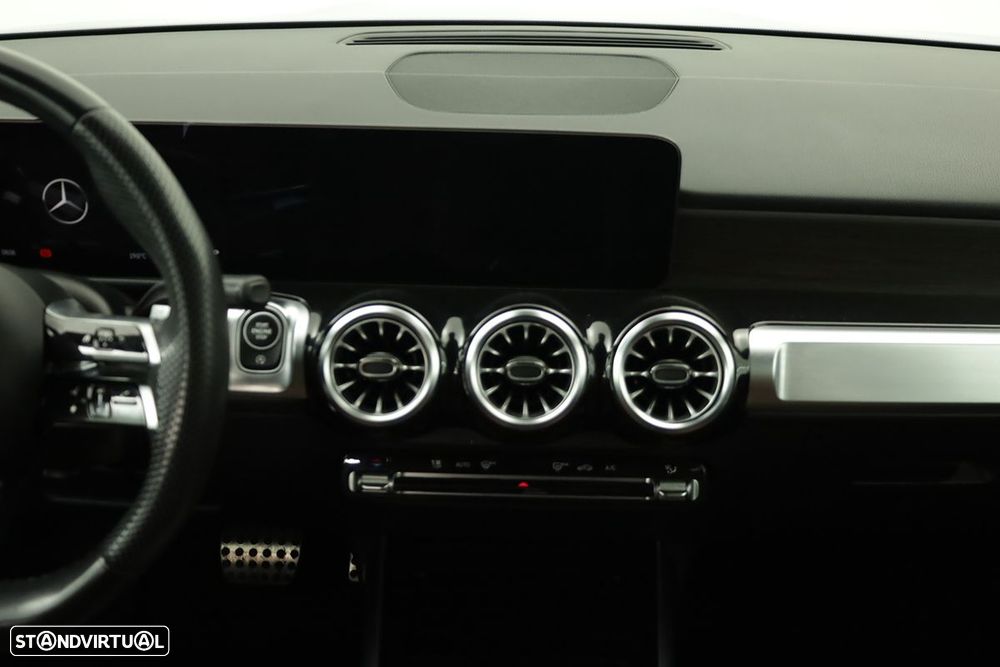 Mercedes-Benz GLB 180 d AMG Line - 9