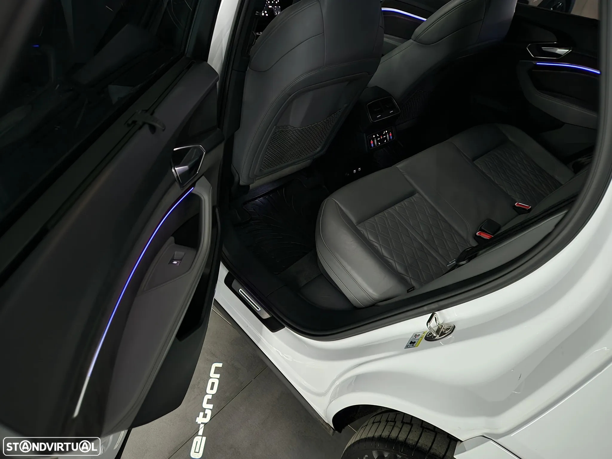 Audi e-tron 55 quattro S line - 29