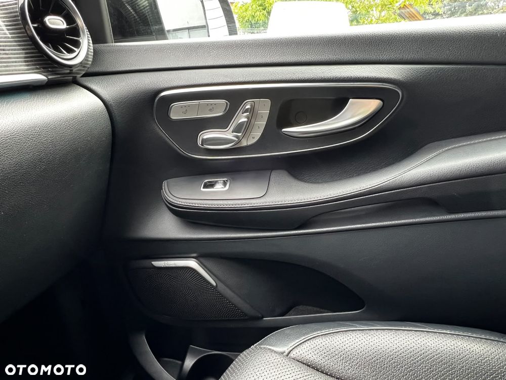Mercedes-Benz Klasa V 300 d 4-Matic 9G-Tronic (ekstra dł) - 22