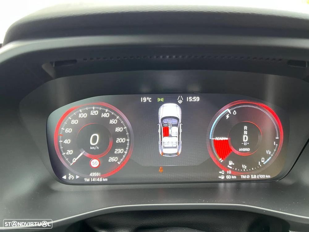 Volvo XC 40 1.5 T5 PHEV Inscription - 24