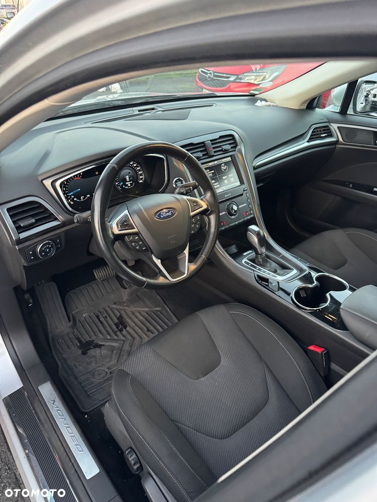 Ford Mondeo - 27