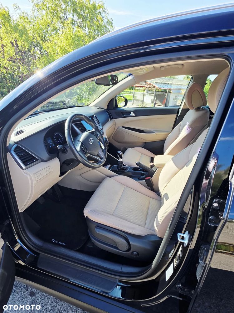 Hyundai Tucson 1.6 GDi Comfort 2WD - 17