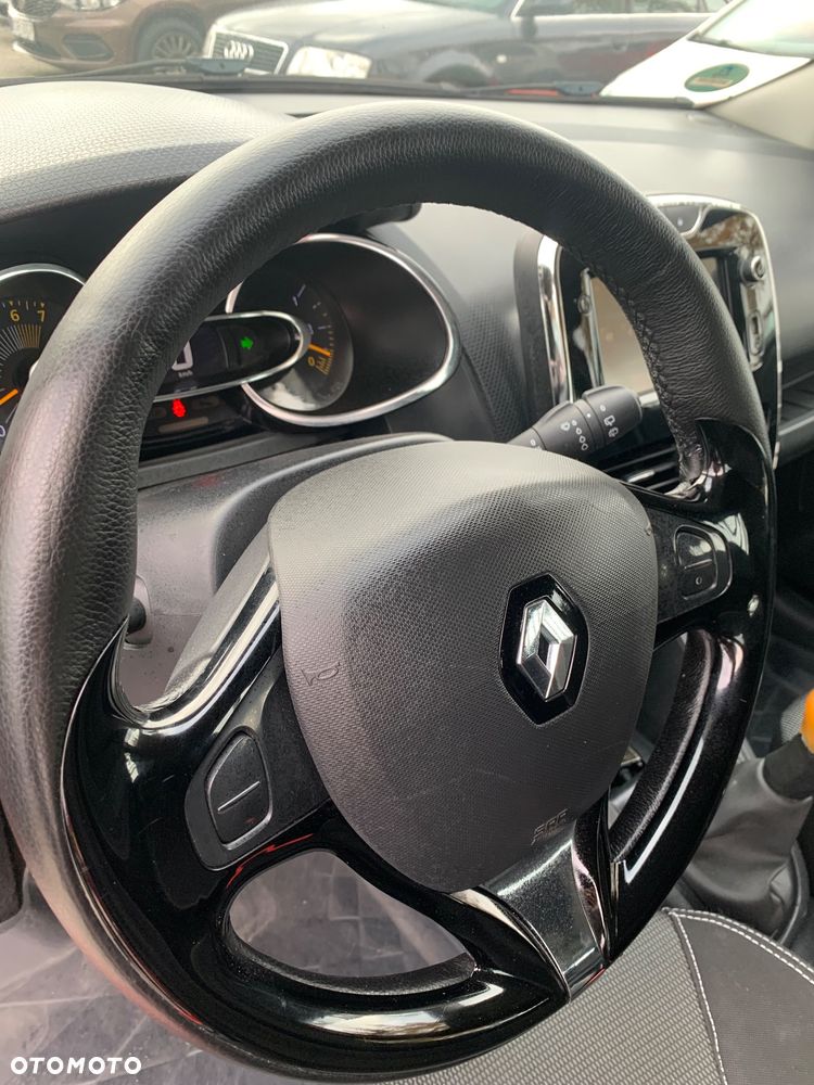 Renault Clio 1.2 16V 75 Limited - 15