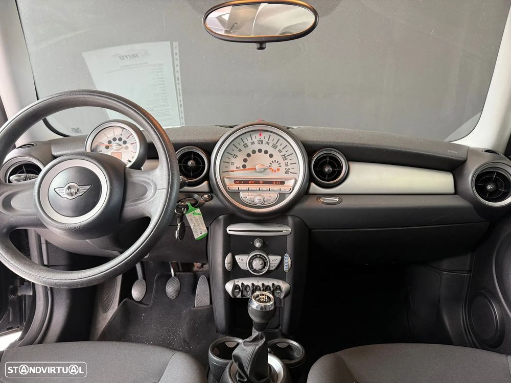 MINI 3 Portas - 5