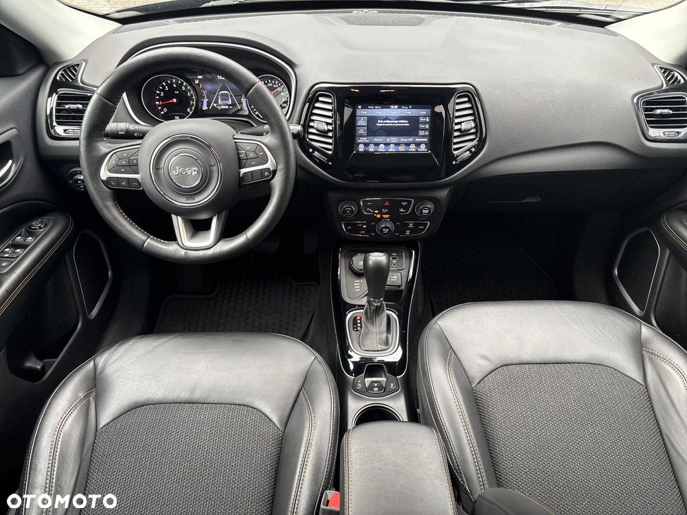 Jeep Compass - 9
