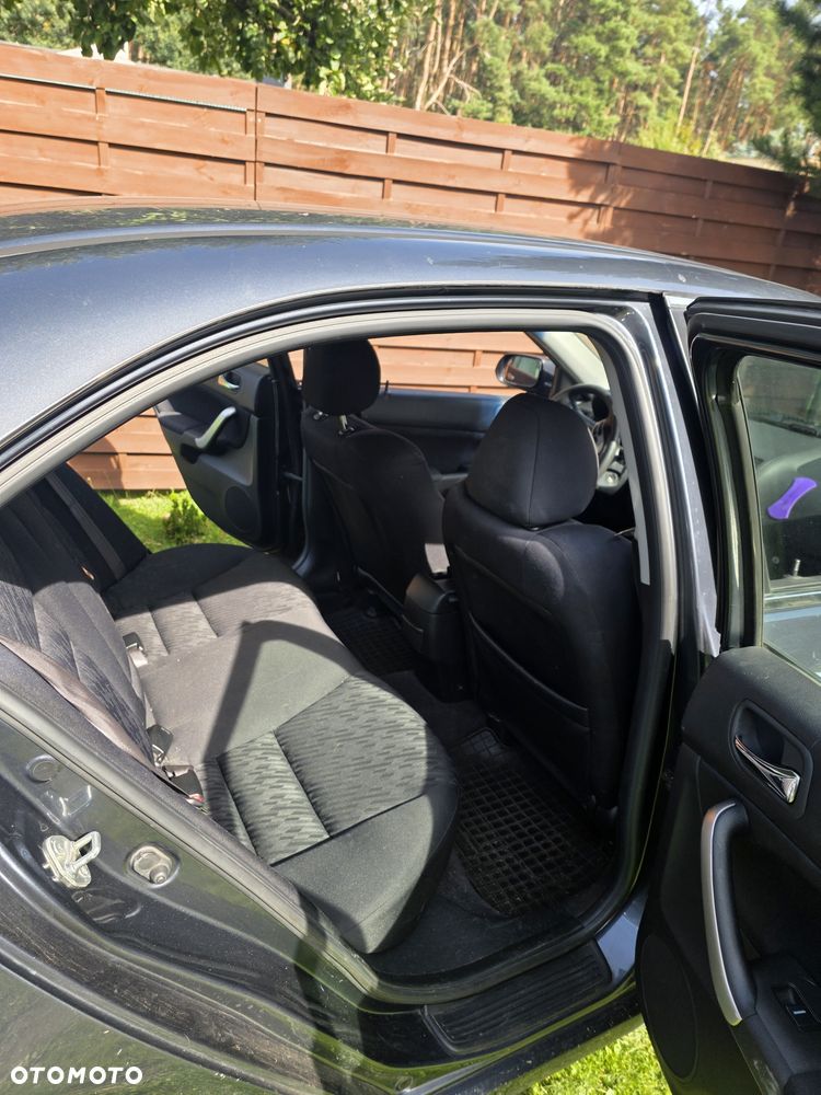 Honda Accord - 8
