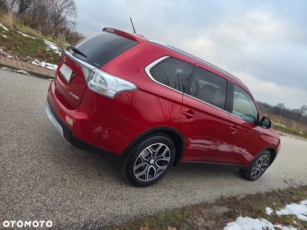 Mitsubishi Outlander 2.2 DI-D 4WD Top - 5