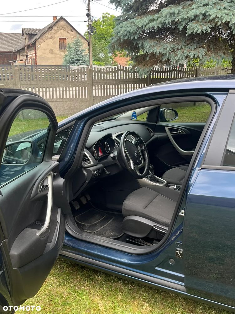 Opel Astra - 9