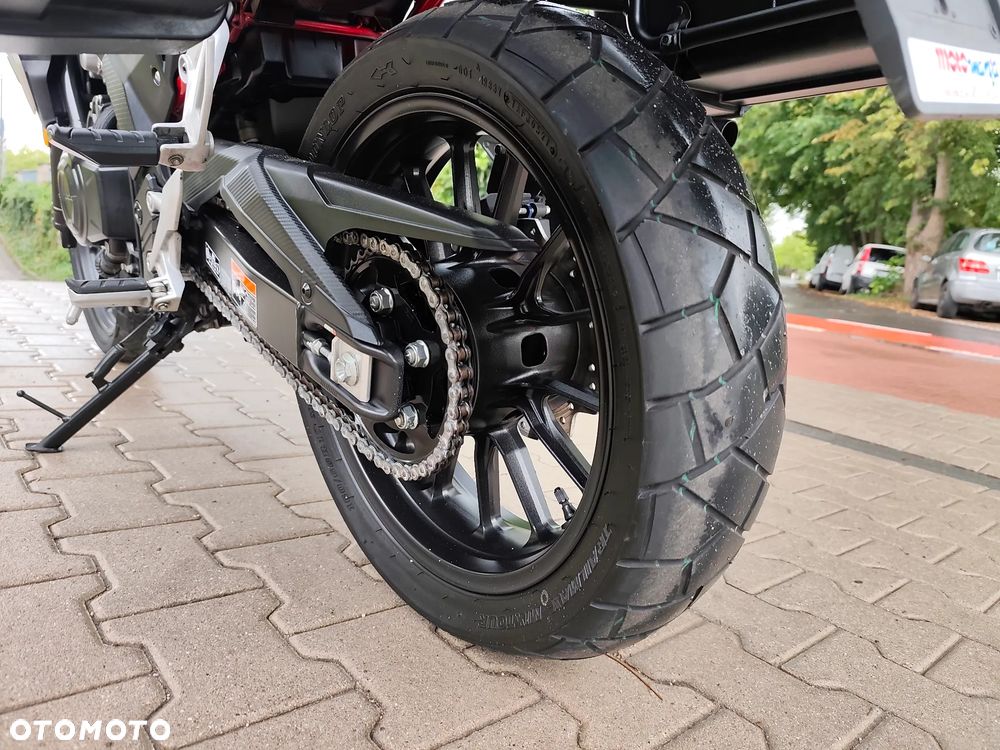 Honda CB - 11
