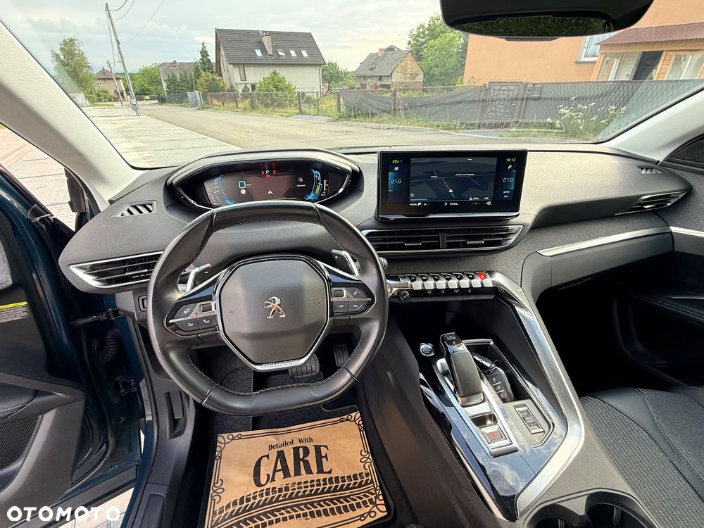 Peugeot 3008 1.6 PureTech Hybrid PHEV Allure Pack S&S EAT8 - 32