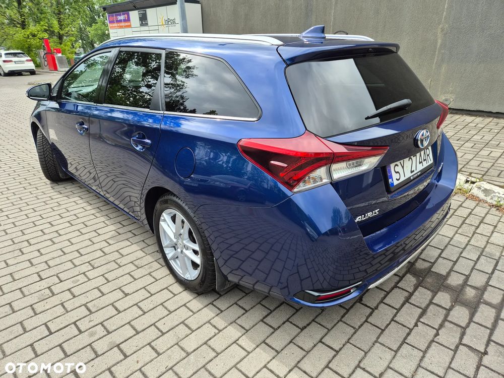 Toyota Auris - 2