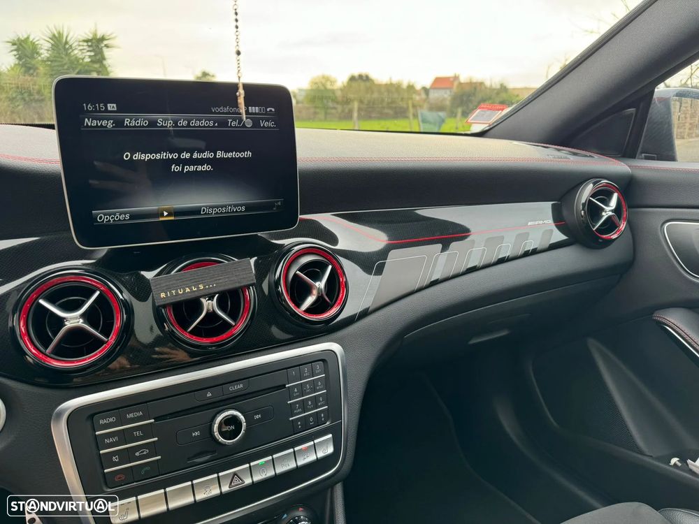 Mercedes-Benz A 45 AMG 4-Matic - 5