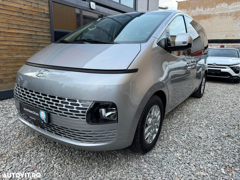 hyundai staria