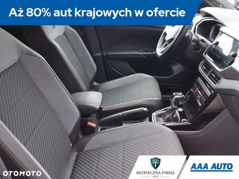 Volkswagen T-Cross - 11