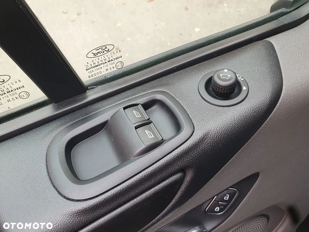 Ford Transit Custom L1H1 VA Autm Limited Nugget - 21
