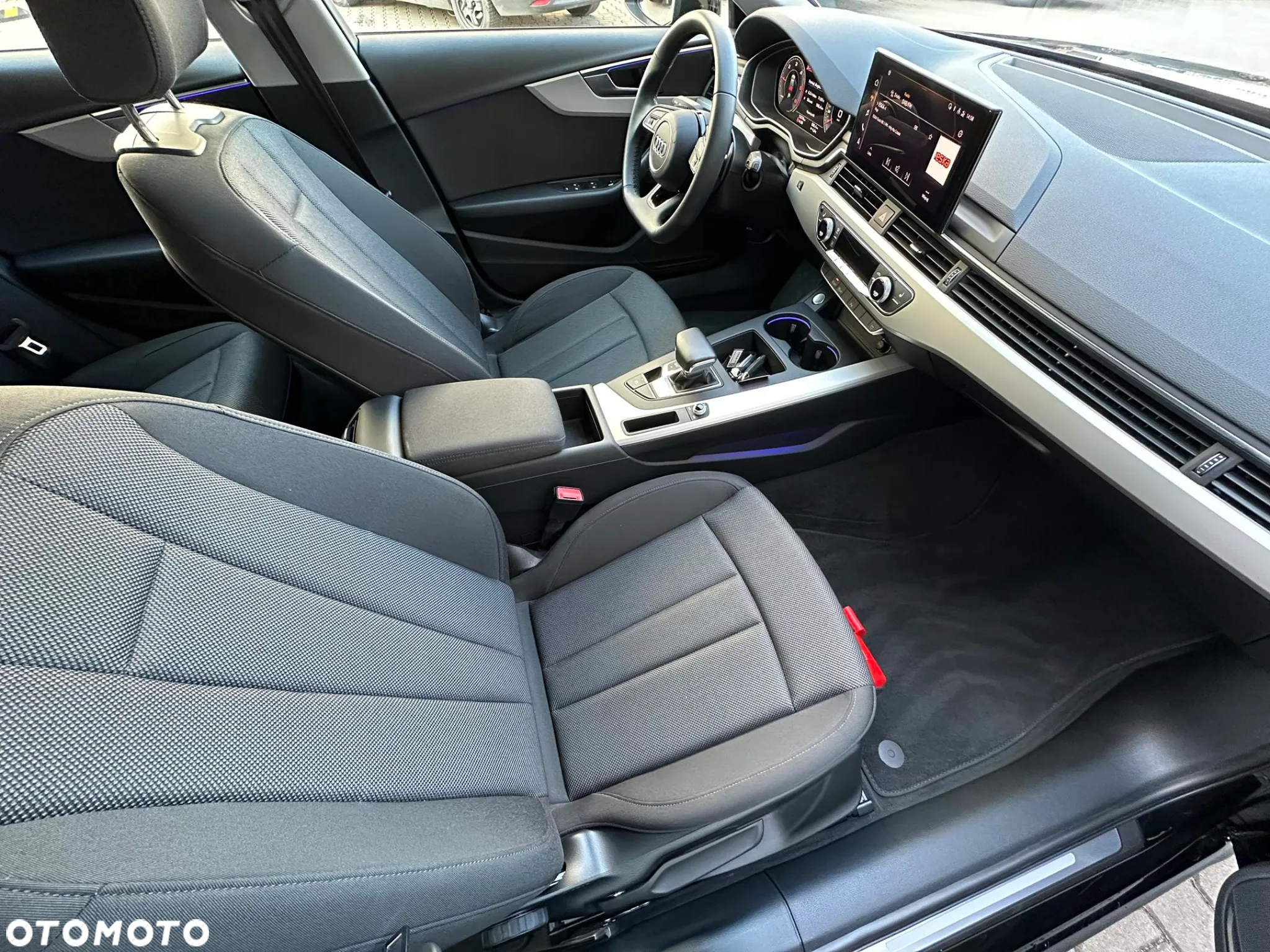 Audi A4 35 TDI mHEV Advanced S tronic - 14