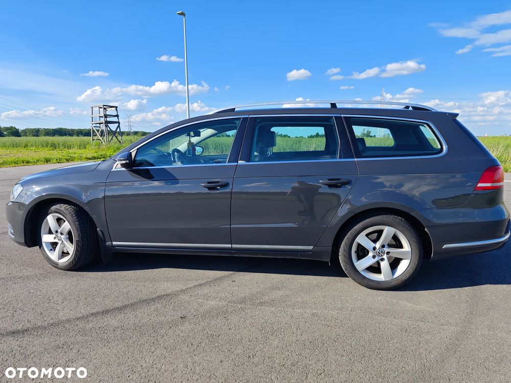 Volkswagen Passat 1.6 TDI BlueMotion Technology Comfortline - 11