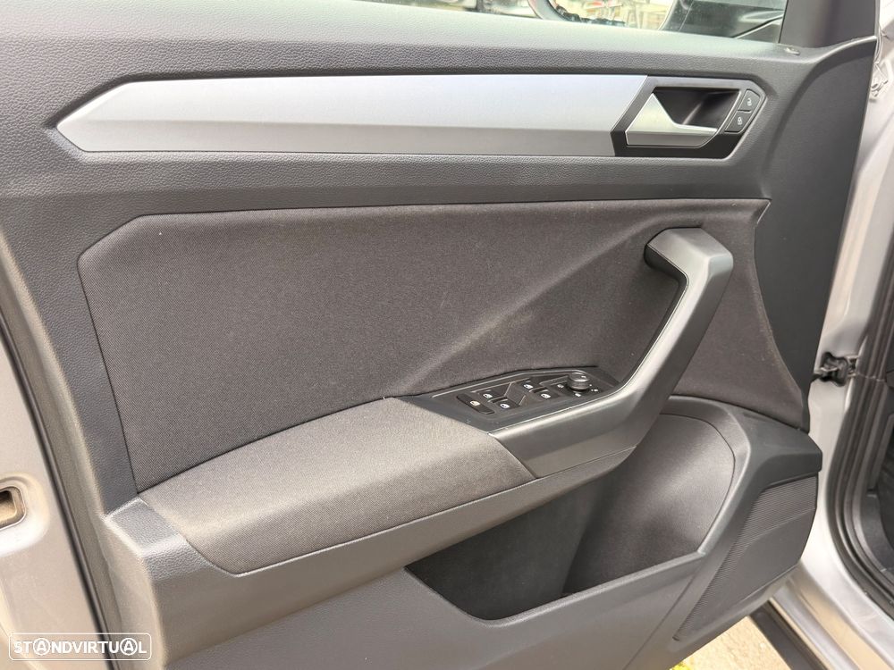 VW T-Roc 1.0 TSI Life - 33