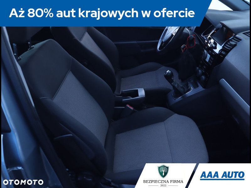Opel Zafira - 11