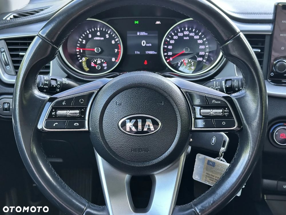 Kia Ceed 1.0 T-GDI M - 22