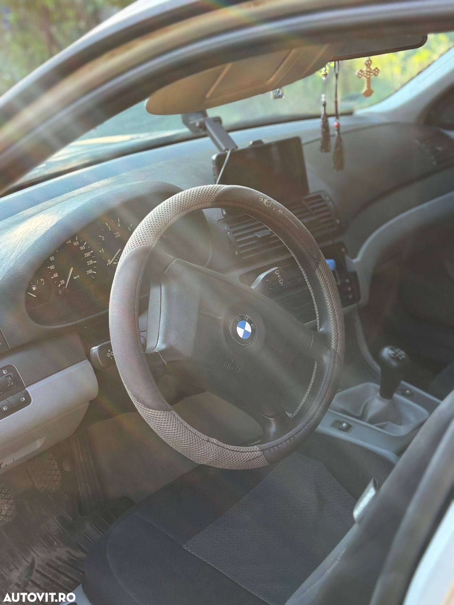 BMW Seria 3 318i - 7