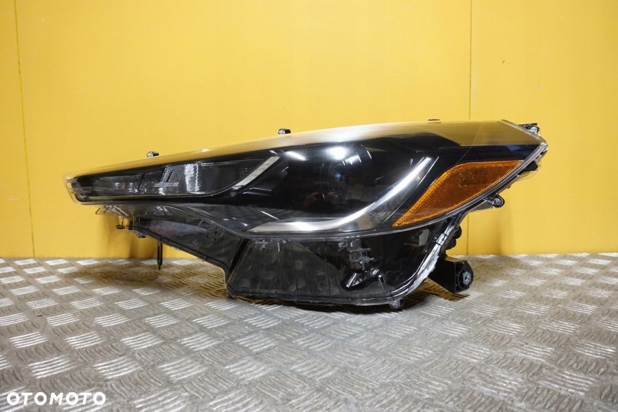 TOYOTA COROLLA CROSS 2022- REFLEKTOR LAMPA BASE FULL LED LEWA USA - 1