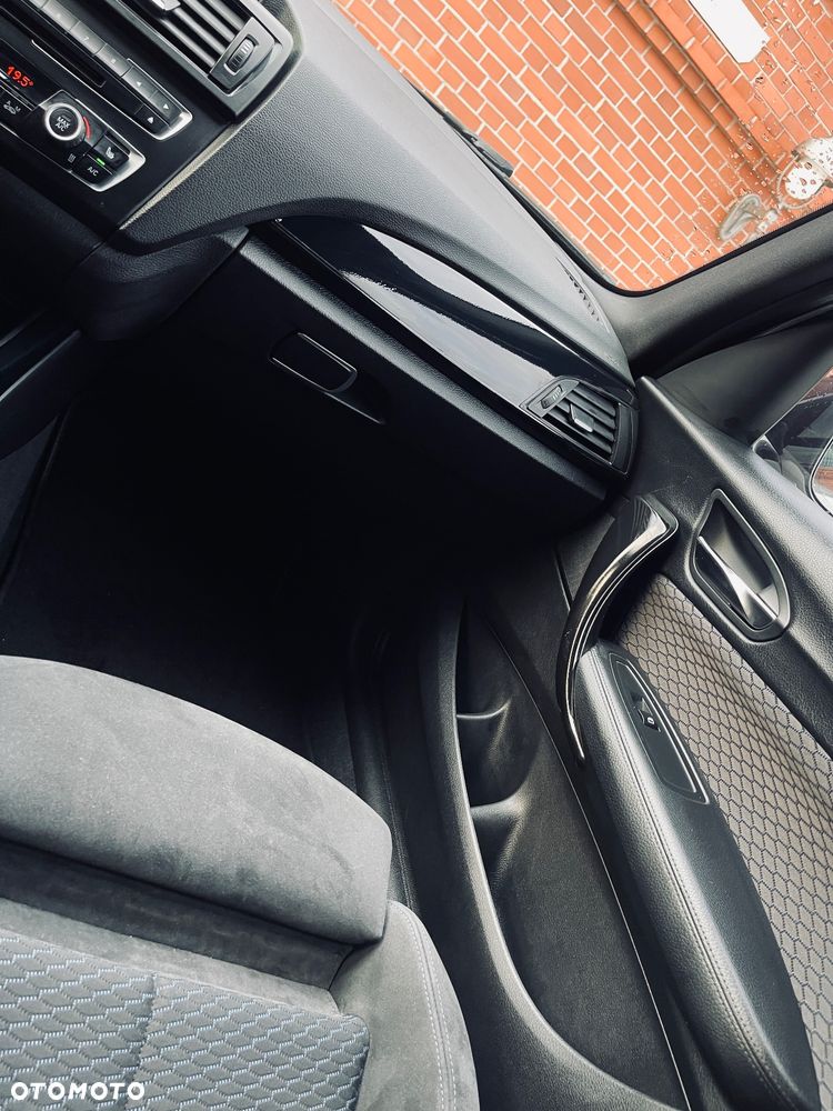 BMW Seria 1 - 34
