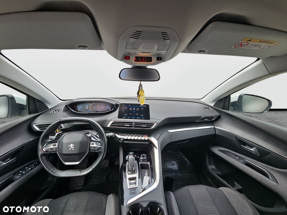 Peugeot 5008 - 10