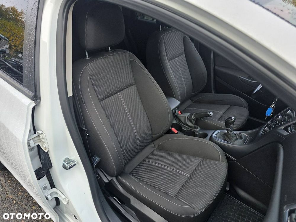 Opel Astra 2015
