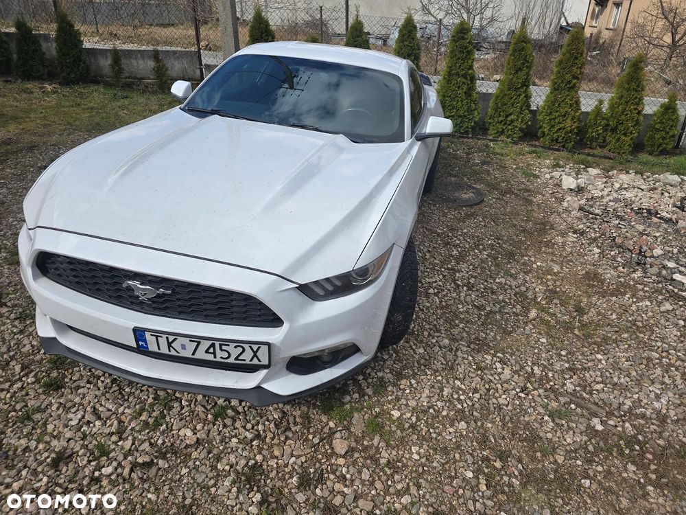 Ford Mustang 3.7 V6 - 2