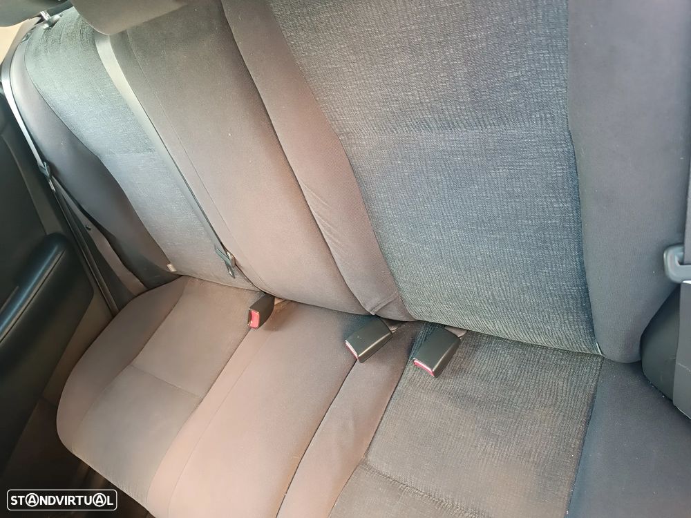 Toyota Corolla 1.4 Sol - 10