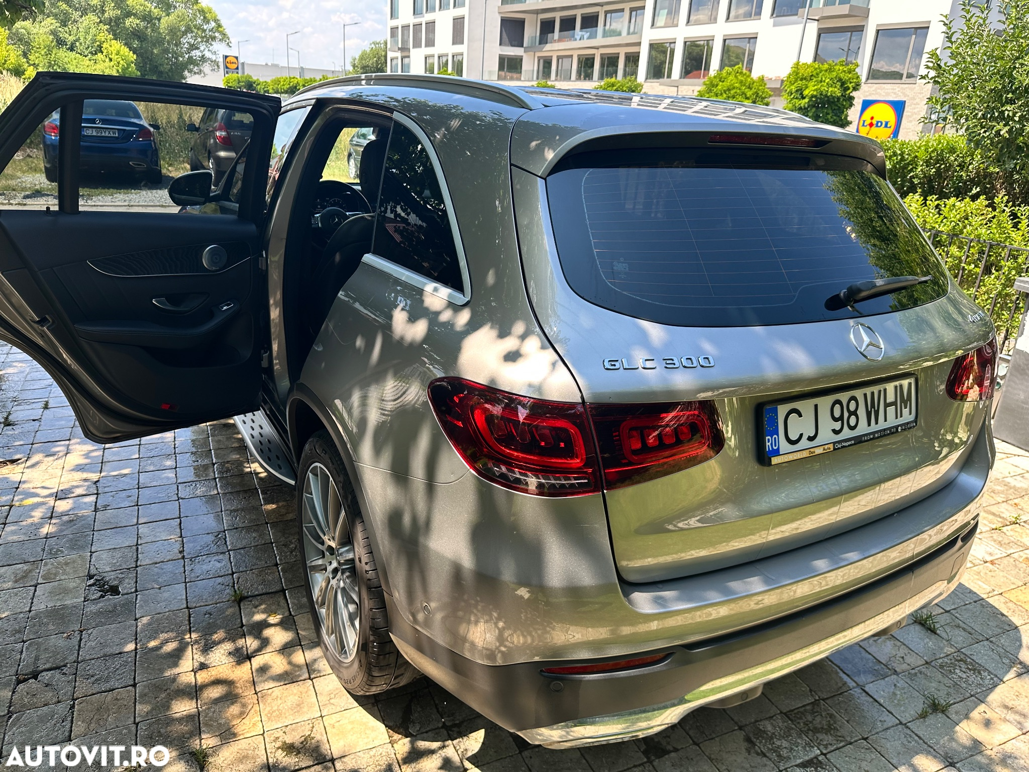 Mercedes-Benz GLC 300 4MATIC - 6