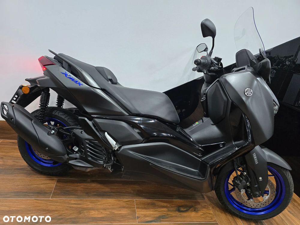 Yamaha X-max - 1