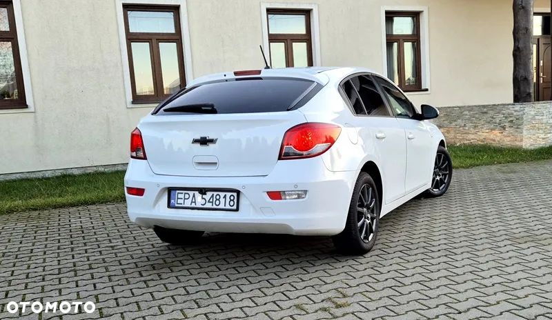Chevrolet Cruze 1.6 LT+ - 32