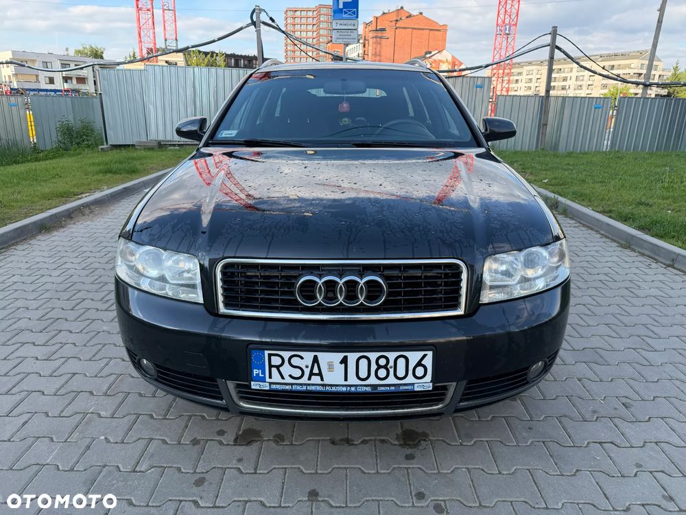 Audi A4 Avant - 1