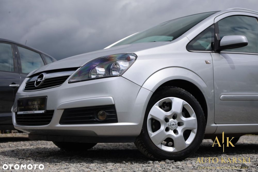 Opel Zafira - 9