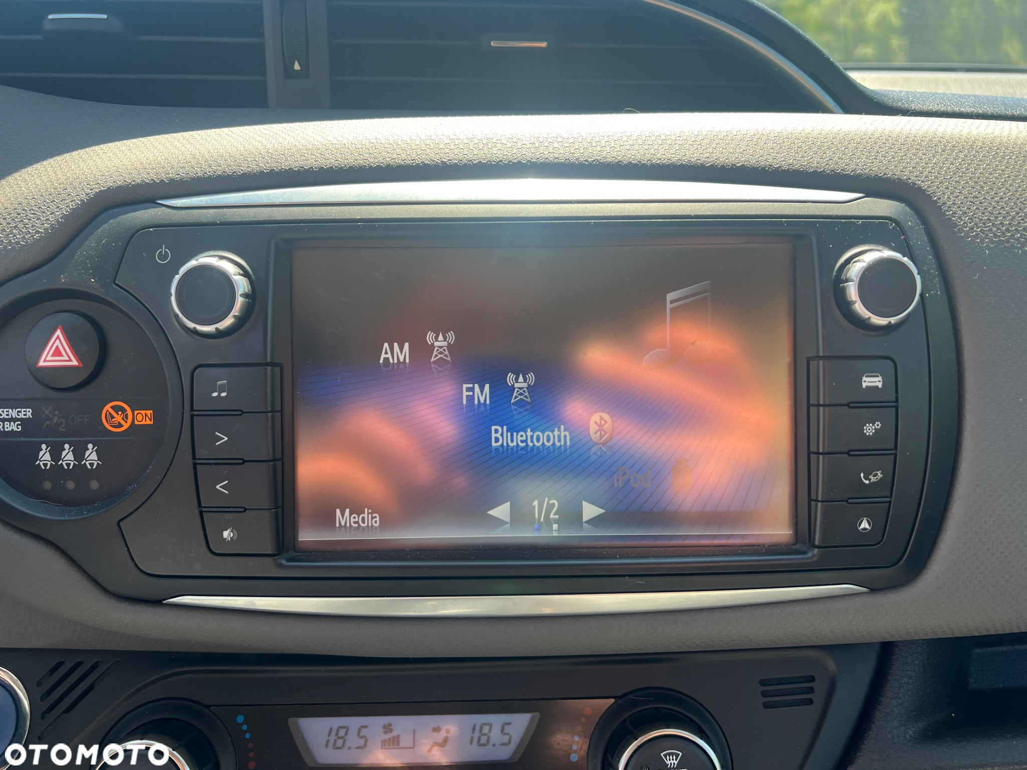 Toyota Yaris Hybrid 100 Selection Passion - 16