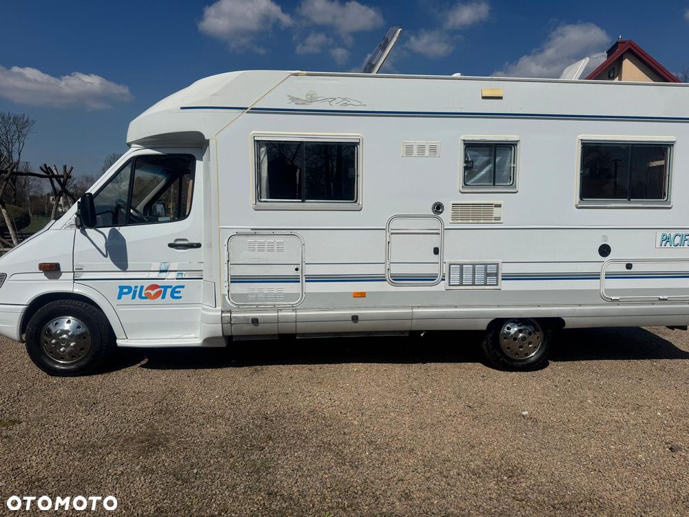 Mercedes-Benz Sprinter - 7