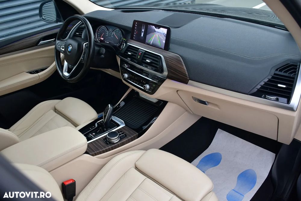 BMW X3 xDrive20d Aut. Luxury Line - 9