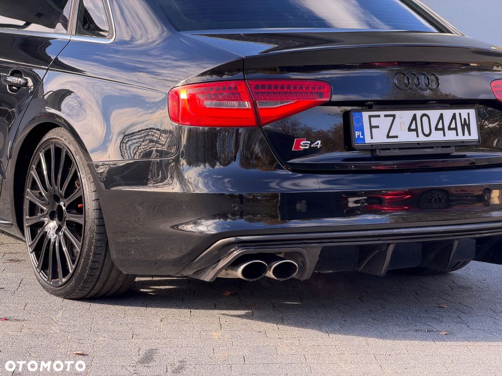 Audi S4 Limousine - 8
