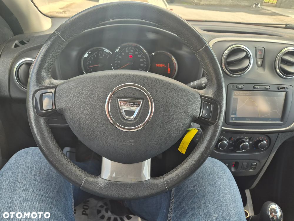 Dacia Sandero 1.2 16V 75 Essentiel - 9
