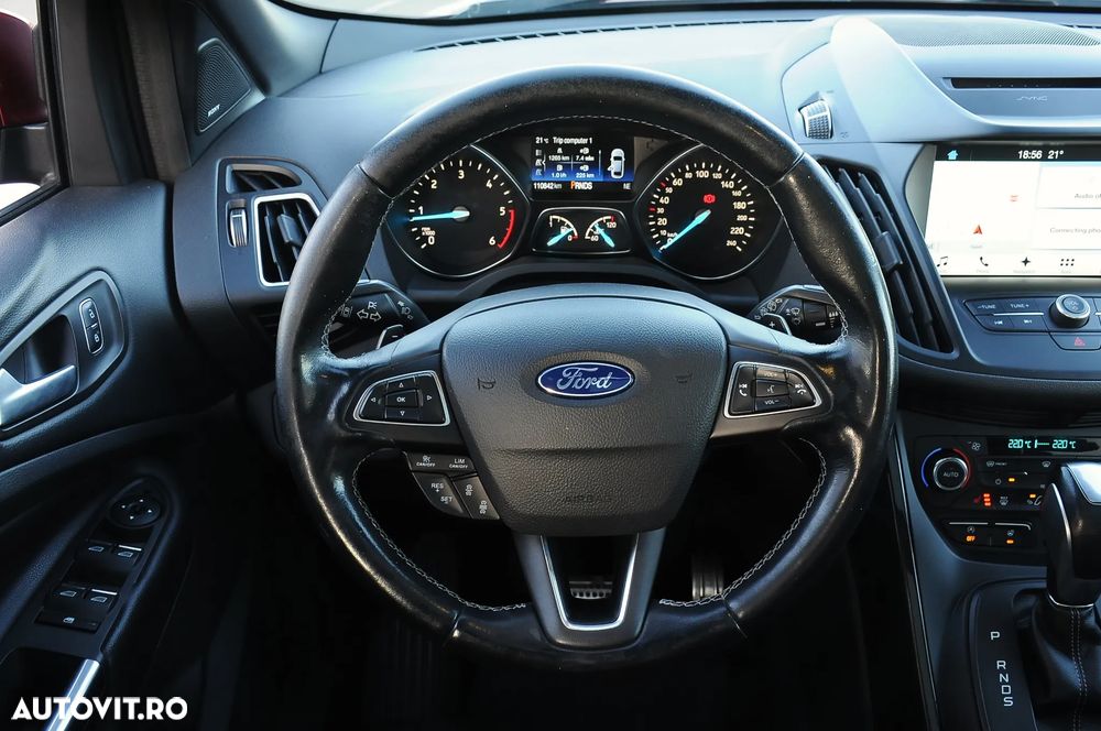 Ford Kuga 2.0 TDCi 4WD Powershift ST-Line - 15
