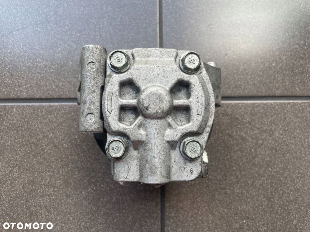 POMPA WSPOMAGANIA 1.8 TDCI FORD 6G91-3A696-CD - 3