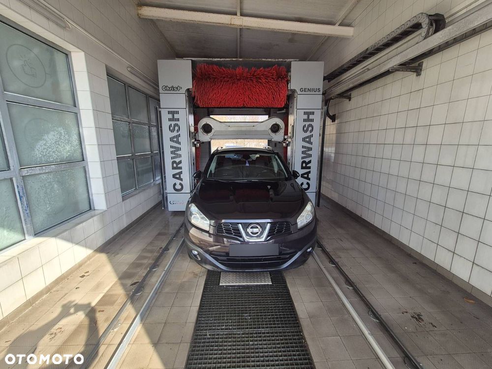 Nissan Qashqai 2.0 4x4 Tekna CVT - 12