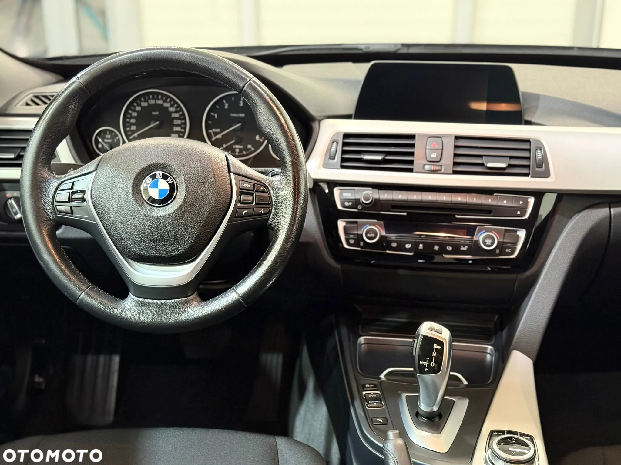 BMW 3GT - 11