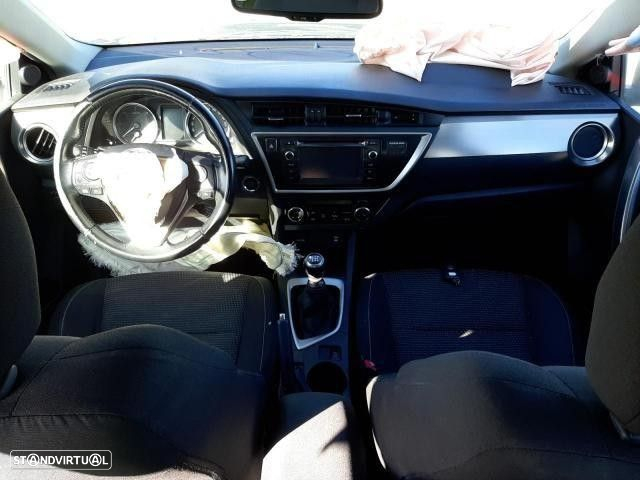 Peças Toyota Auris  Hybrid 2013 - 9