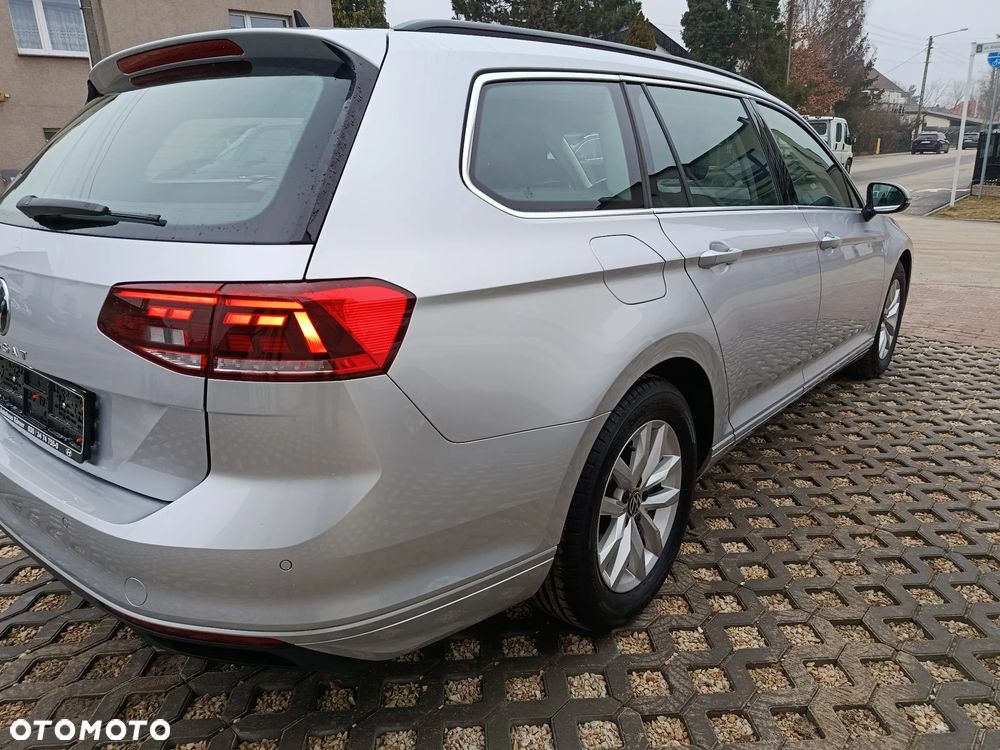Volkswagen Passat 2.0 TDI SCR DSG - 29